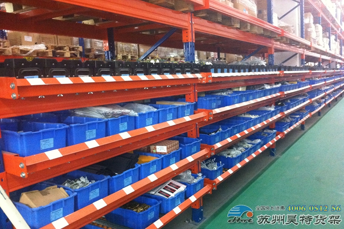 流利式货架的阻尼与调速装置